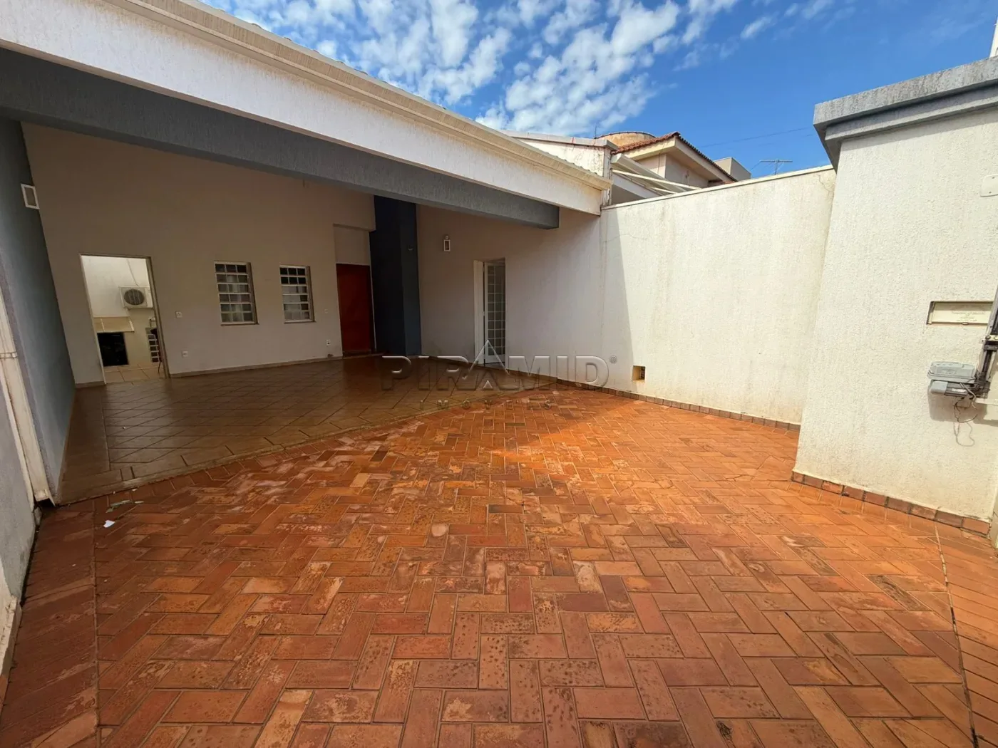 Alugar Casa / Padr&atilde;o em Ribeir&atilde;o Preto R$ 5.000,00 - Foto 1