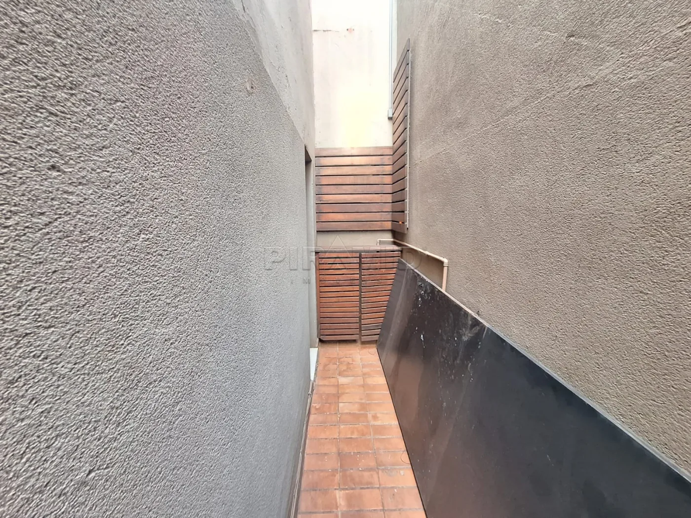Alugar Comercial / Casa em Ribeir&atilde;o Preto R$ 2.000,00 - Foto 10