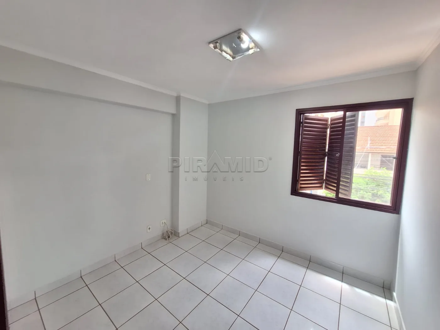 Alugar Apartamento / Padr&atilde;o em Ribeir&atilde;o Preto R$ 2.000,00 - Foto 5