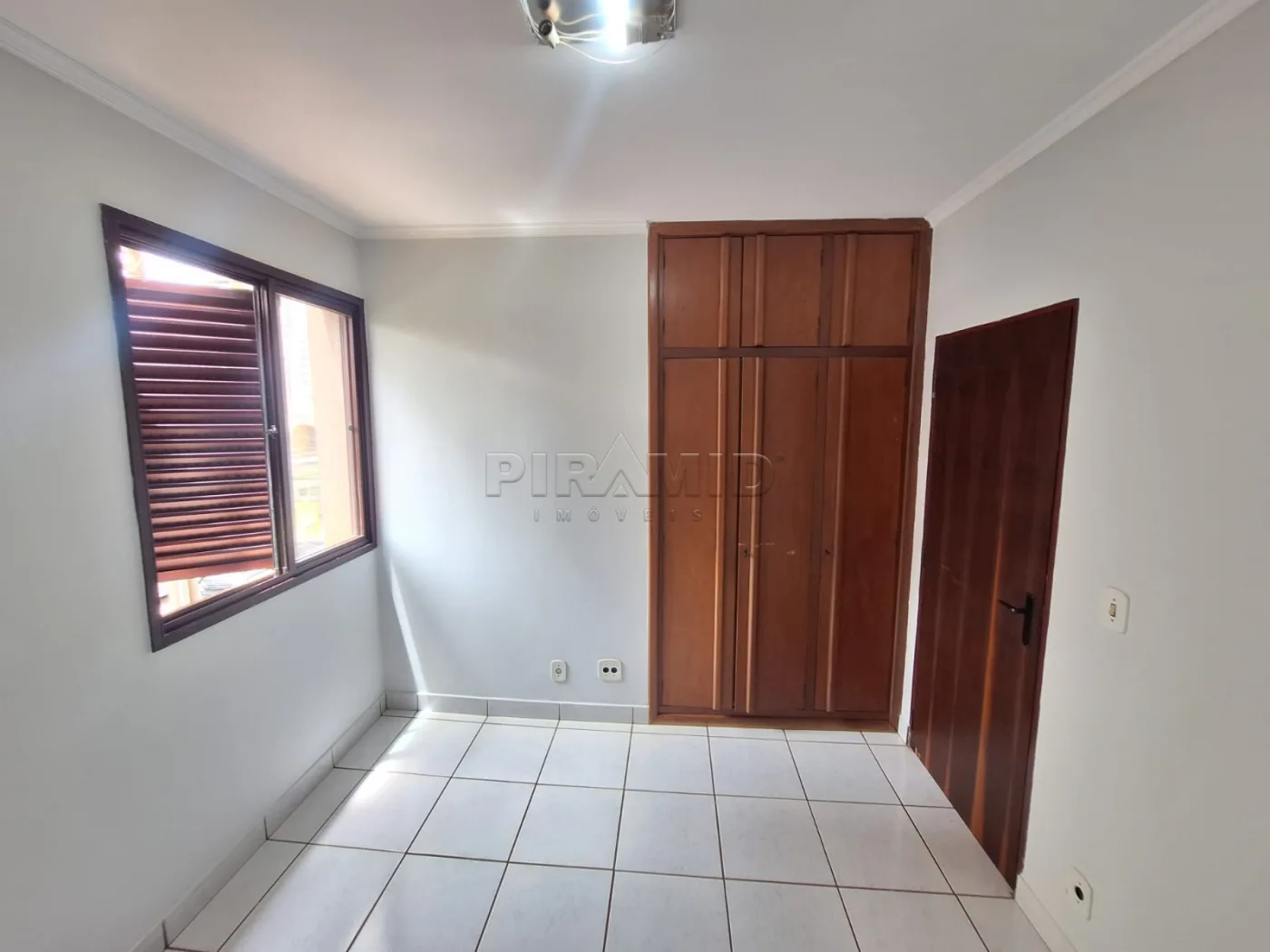 Alugar Apartamento / Padr&atilde;o em Ribeir&atilde;o Preto R$ 2.000,00 - Foto 7