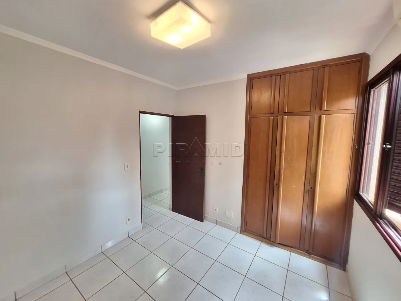 Alugar Apartamento / Padr&atilde;o em Ribeir&atilde;o Preto R$ 2.000,00 - Foto 11