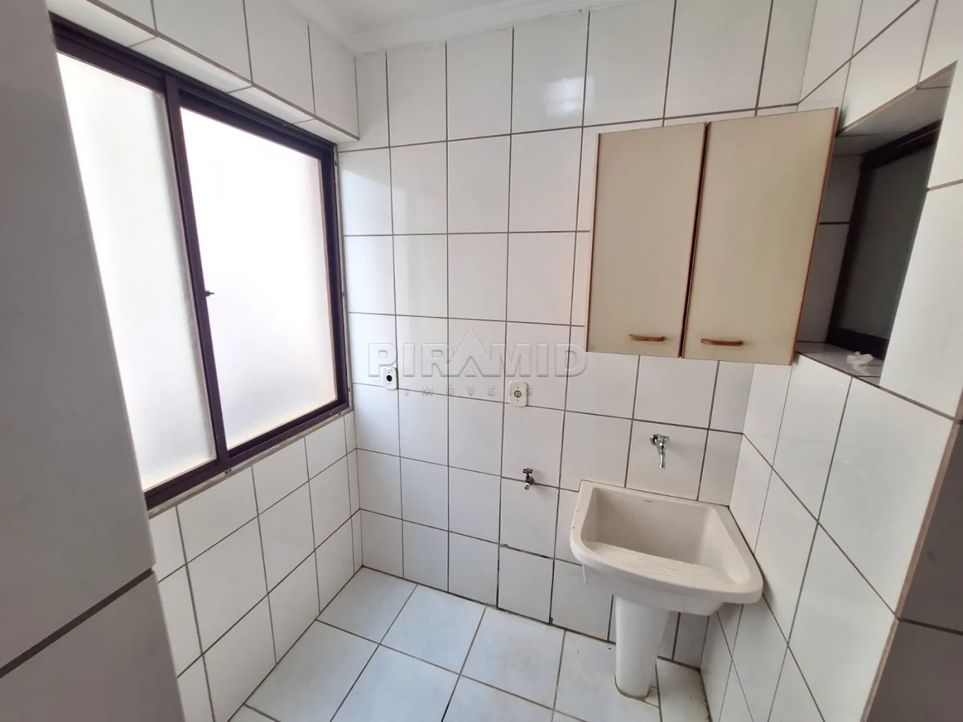 Alugar Apartamento / Padr&atilde;o em Ribeir&atilde;o Preto R$ 2.000,00 - Foto 16