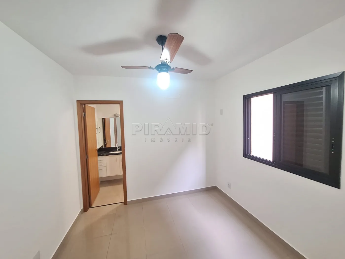 Alugar Apartamento / Padr&atilde;o em Ribeir&atilde;o Preto R$ 1.600,00 - Foto 6
