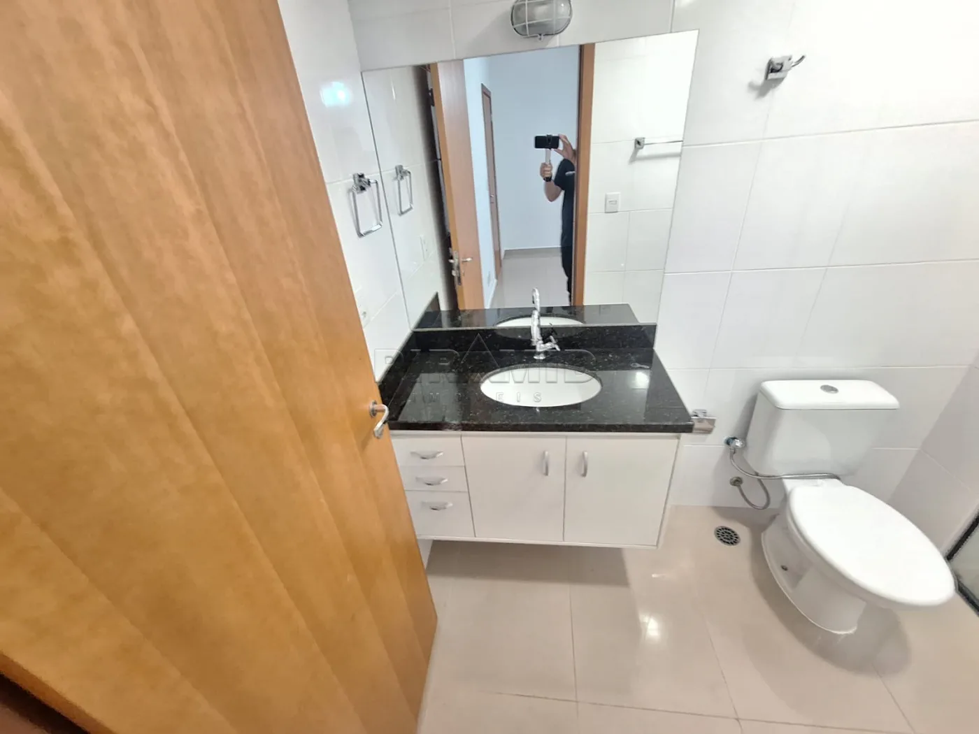 Alugar Apartamento / Padr&atilde;o em Ribeir&atilde;o Preto R$ 1.600,00 - Foto 8
