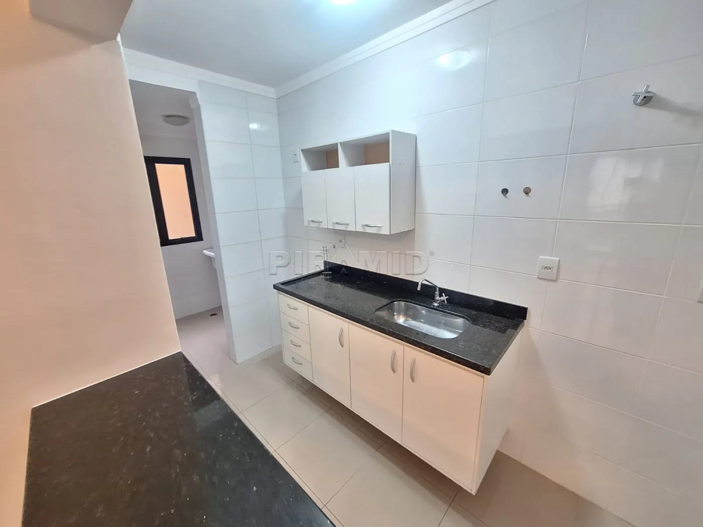 Alugar Apartamento / Padr&atilde;o em Ribeir&atilde;o Preto R$ 1.600,00 - Foto 9