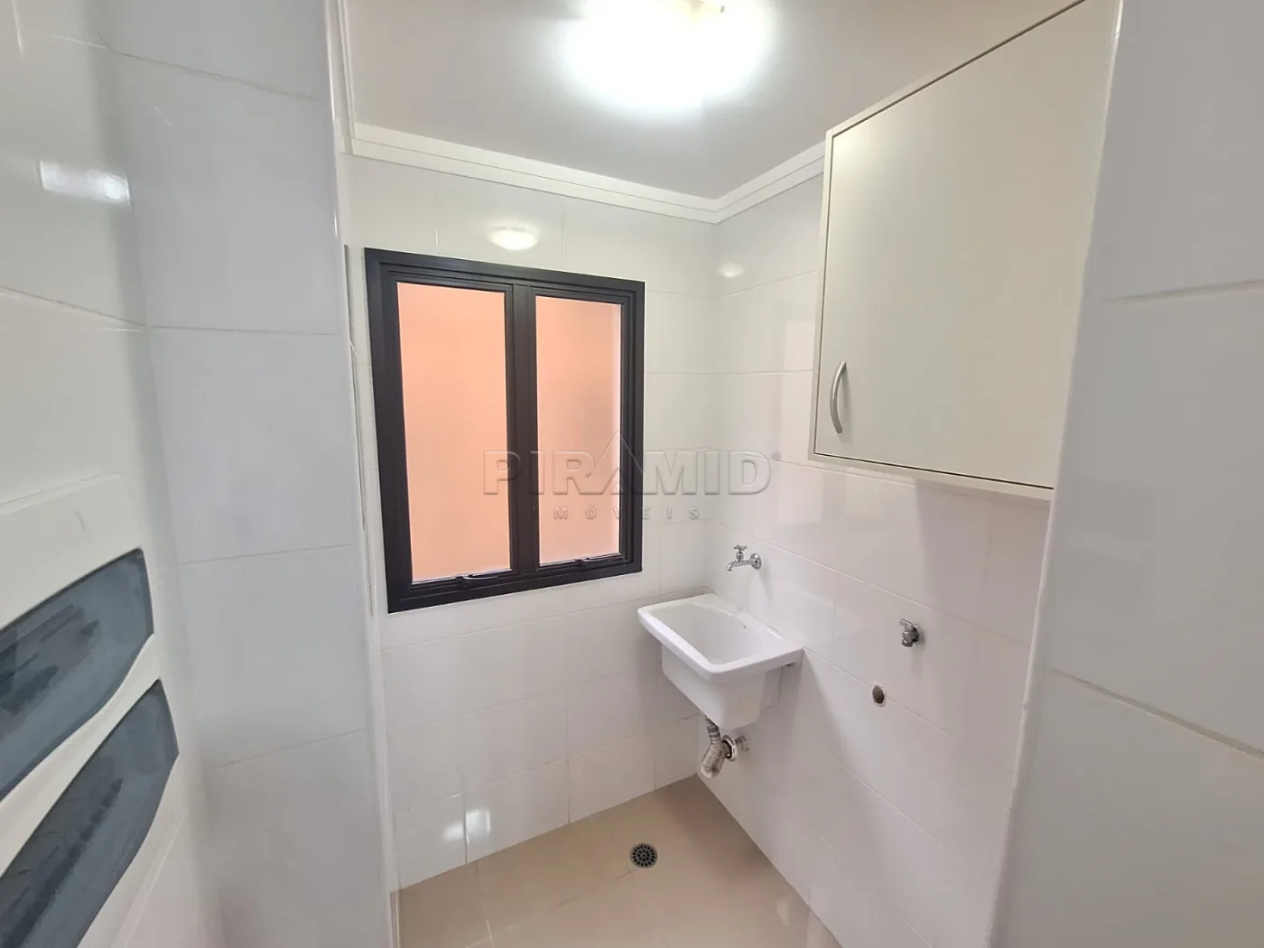 Alugar Apartamento / Padr&atilde;o em Ribeir&atilde;o Preto R$ 1.600,00 - Foto 11