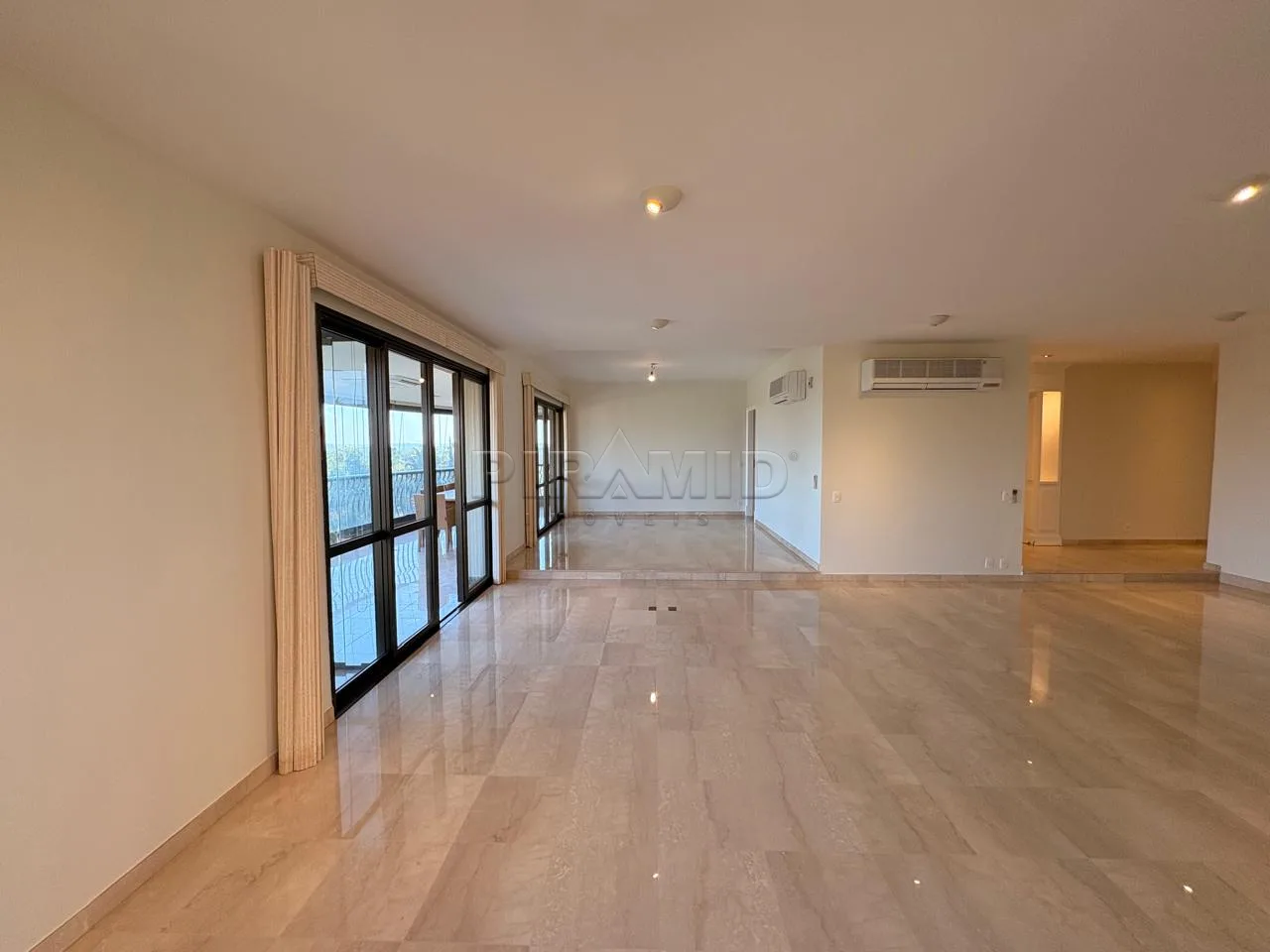 Alugar Apartamento / Padr&atilde;o em Ribeir&atilde;o Preto R$ 7.900,00 - Foto 2