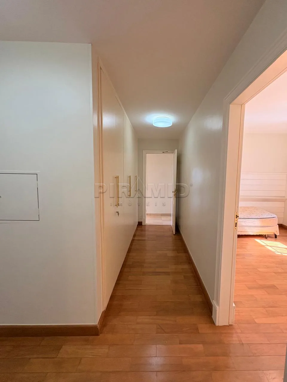 Alugar Apartamento / Padr&atilde;o em Ribeir&atilde;o Preto R$ 7.900,00 - Foto 23