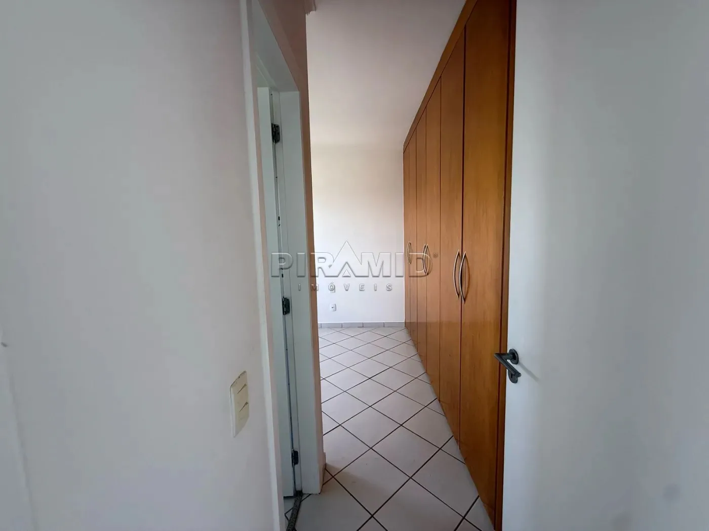 Alugar Apartamento / Padr&atilde;o em Ribeir&atilde;o Preto R$ 1.390,00 - Foto 7