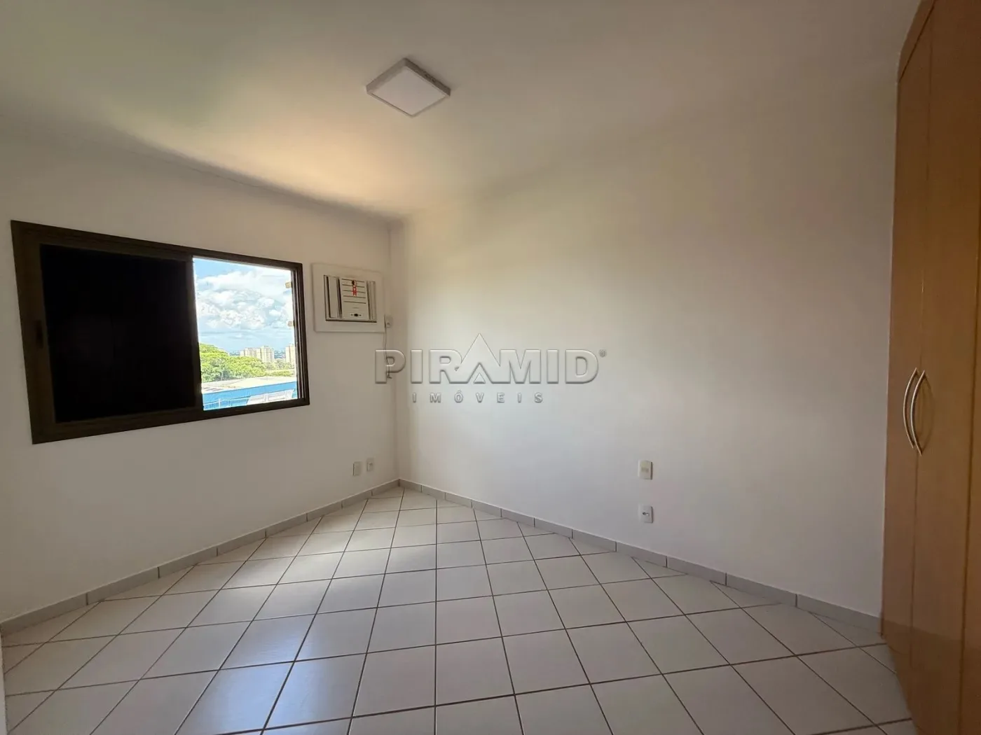 Alugar Apartamento / Padr&atilde;o em Ribeir&atilde;o Preto R$ 1.390,00 - Foto 11
