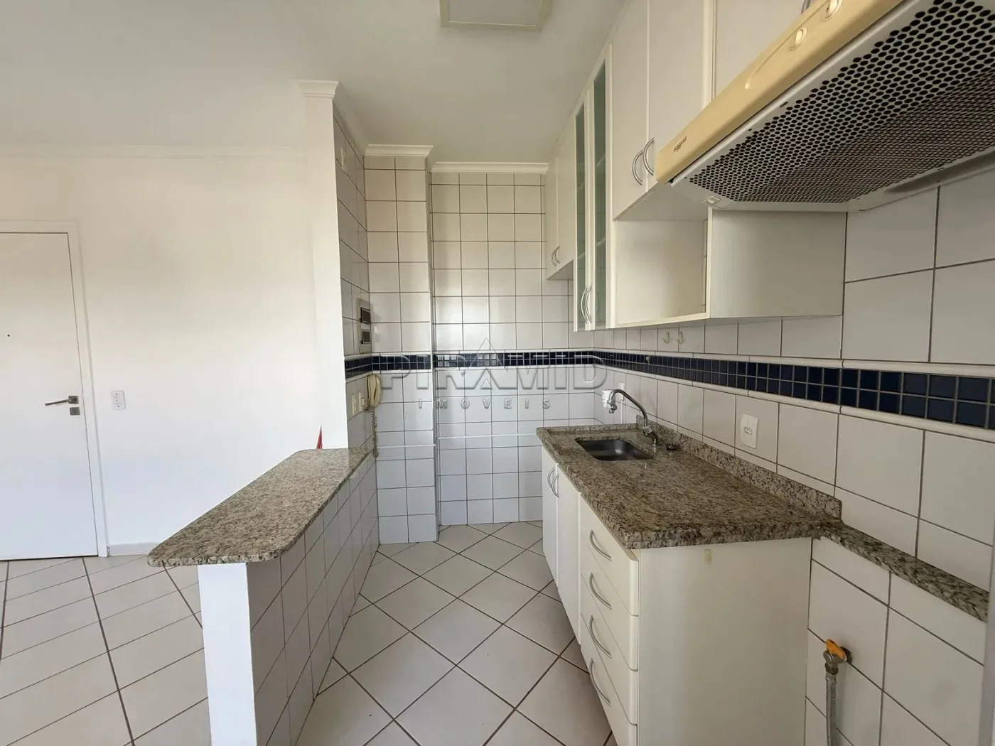 Alugar Apartamento / Padr&atilde;o em Ribeir&atilde;o Preto R$ 1.390,00 - Foto 20