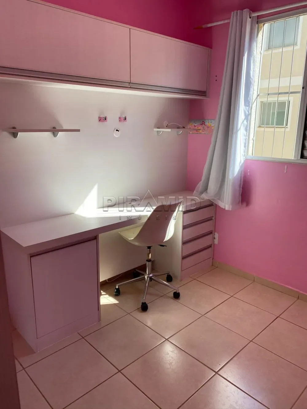 Alugar Apartamento / Padr&atilde;o em Ribeir&atilde;o Preto R$ 1.200,00 - Foto 5