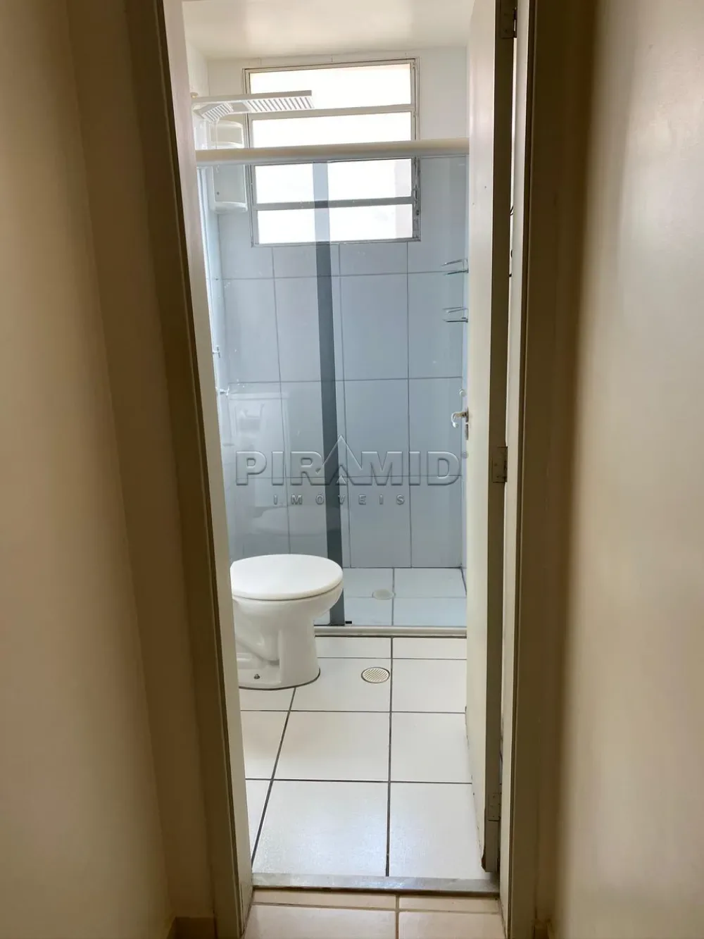 Alugar Apartamento / Padr&atilde;o em Ribeir&atilde;o Preto R$ 1.200,00 - Foto 7