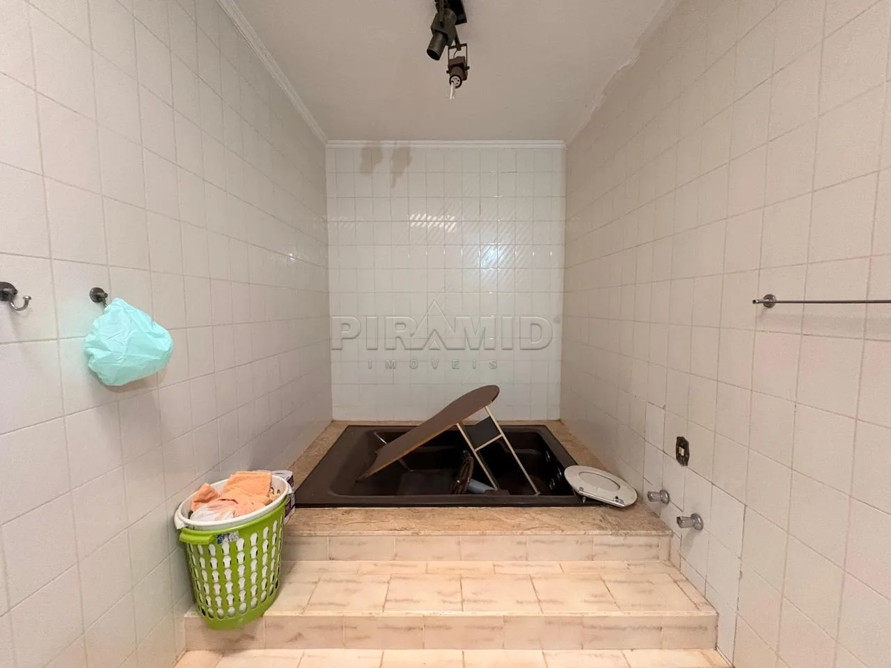 Alugar Casa / Padr&atilde;o em Ribeir&atilde;o Preto R$ 8.000,00 - Foto 35