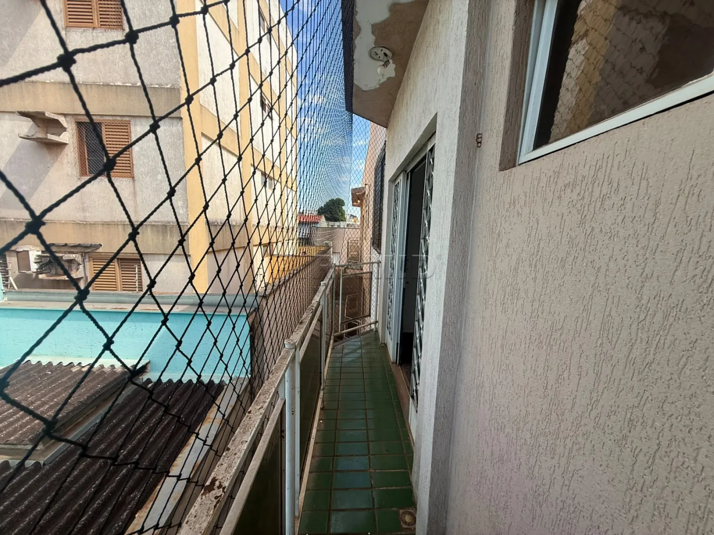 Alugar Apartamento / Padr&atilde;o em Ribeir&atilde;o Preto R$ 1.100,00 - Foto 3
