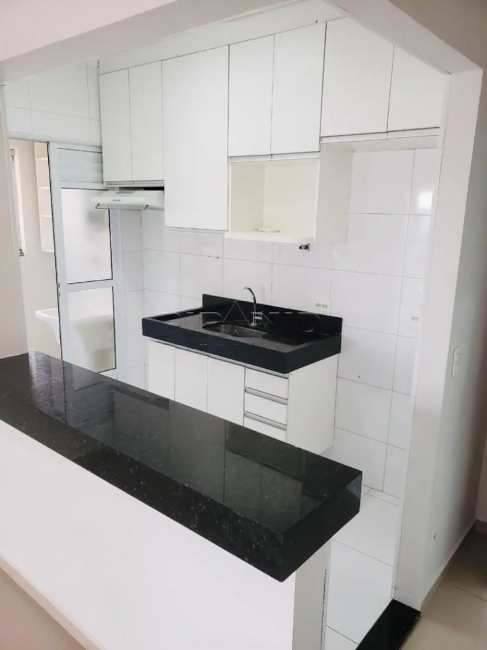 Alugar Apartamento / Padr&atilde;o em Ribeir&atilde;o Preto R$ 1.690,00 - Foto 14