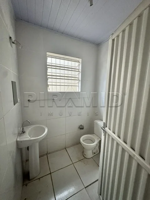Alugar Casa / Padr&atilde;o em Ribeir&atilde;o Preto R$ 1.200,00 - Foto 10
