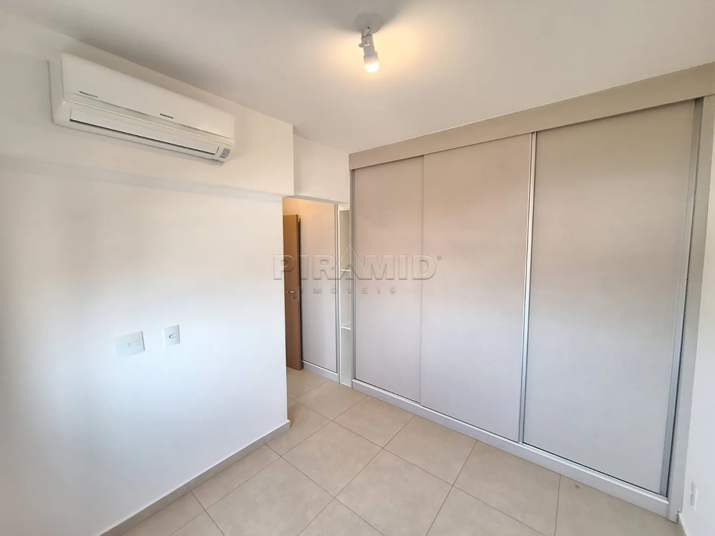 Alugar Apartamento / Padr&atilde;o em Ribeir&atilde;o Preto R$ 2.200,00 - Foto 7