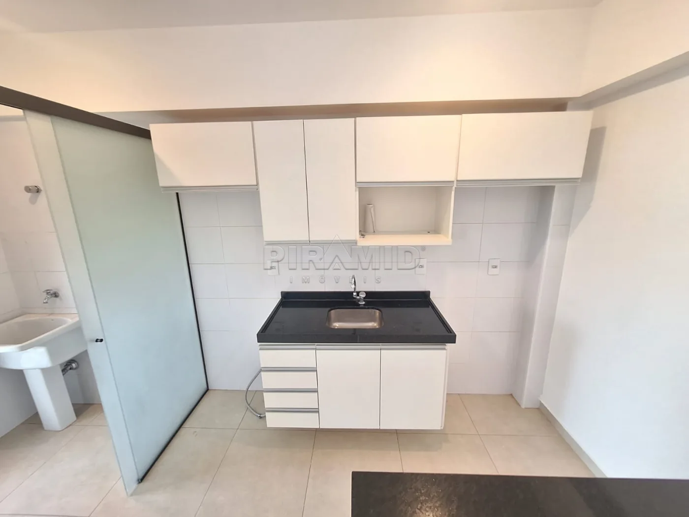 Alugar Apartamento / Padr&atilde;o em Ribeir&atilde;o Preto R$ 2.200,00 - Foto 9