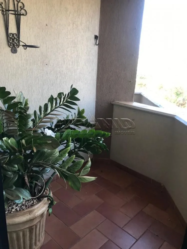 Alugar Apartamento / Padr&atilde;o em Ribeir&atilde;o Preto R$ 1.800,00 - Foto 2