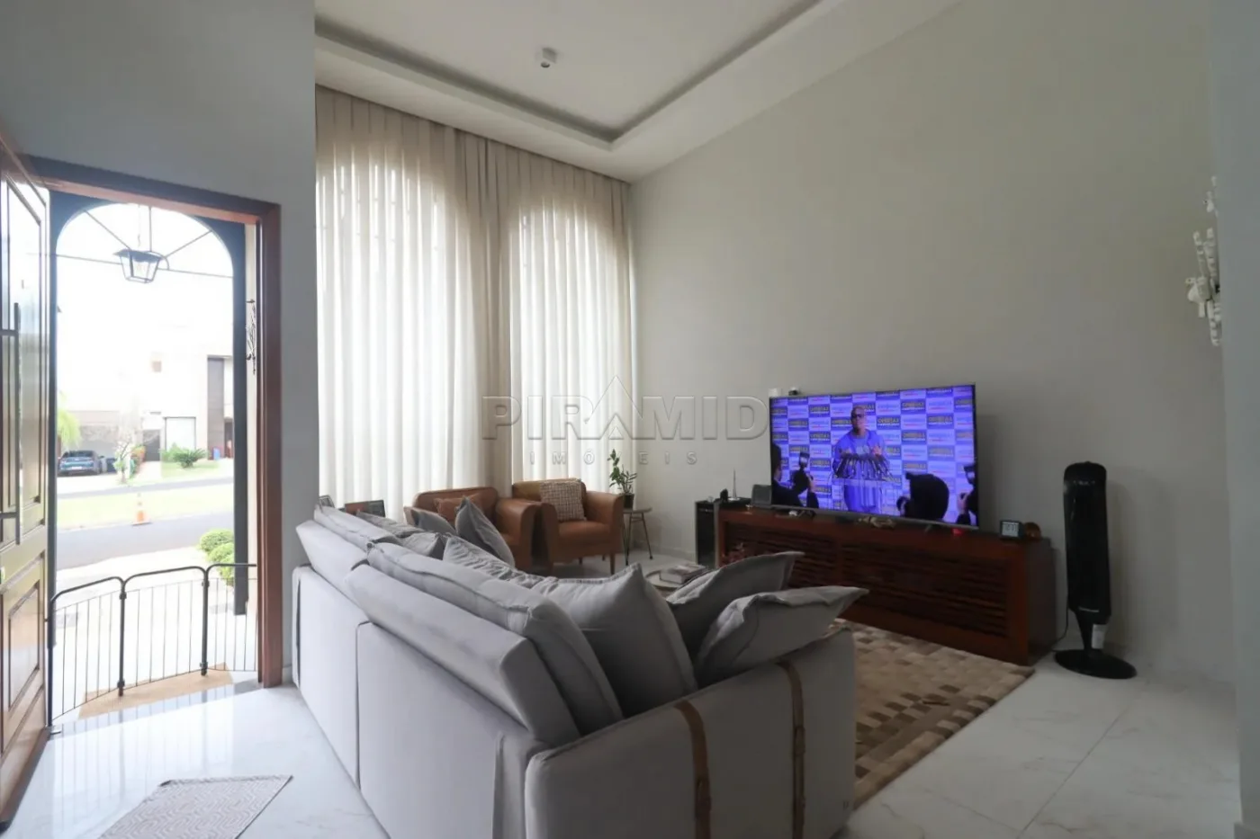 Alugar Casa / Condom&iacute;nio em Ribeir&atilde;o Preto R$ 7.950,00 - Foto 2