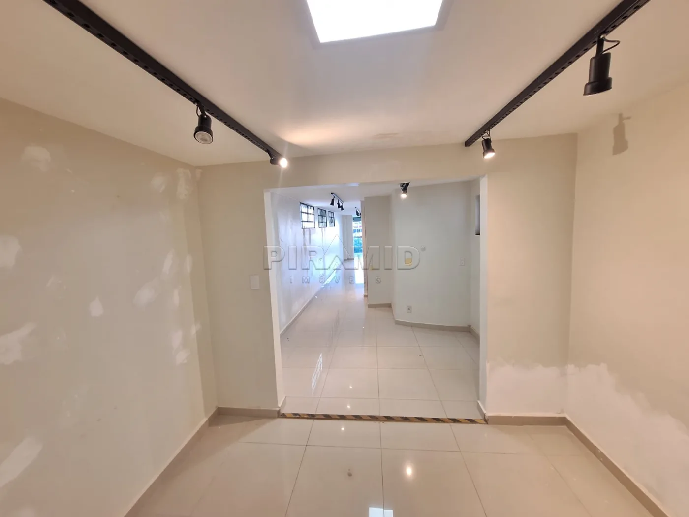 Alugar Comercial / Sal&atilde;o em Ribeir&atilde;o Preto R$ 14.000,00 - Foto 10