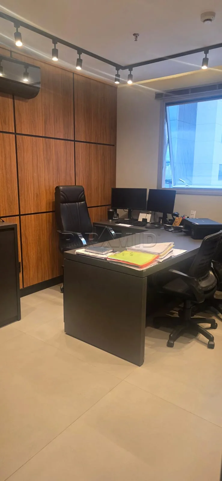 Alugar Comercial / Sala em Ribeir&atilde;o Preto R$ 4.000,00 - Foto 8