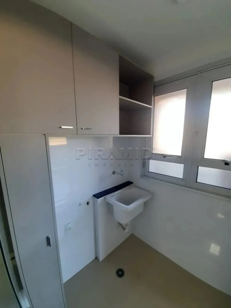 Alugar Apartamento / Padr&atilde;o em Ribeir&atilde;o Preto R$ 4.000,00 - Foto 16