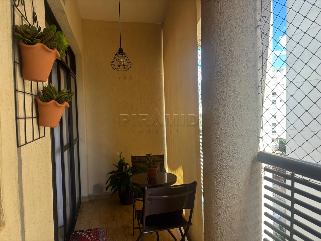 Comprar Apartamento / Padr&atilde;o em Ribeir&atilde;o Preto R$ 460.000,00 - Foto 3