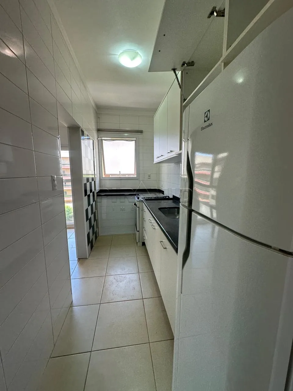 Alugar Apartamento / Padr&atilde;o em Ribeir&atilde;o Preto R$ 2.000,00 - Foto 8