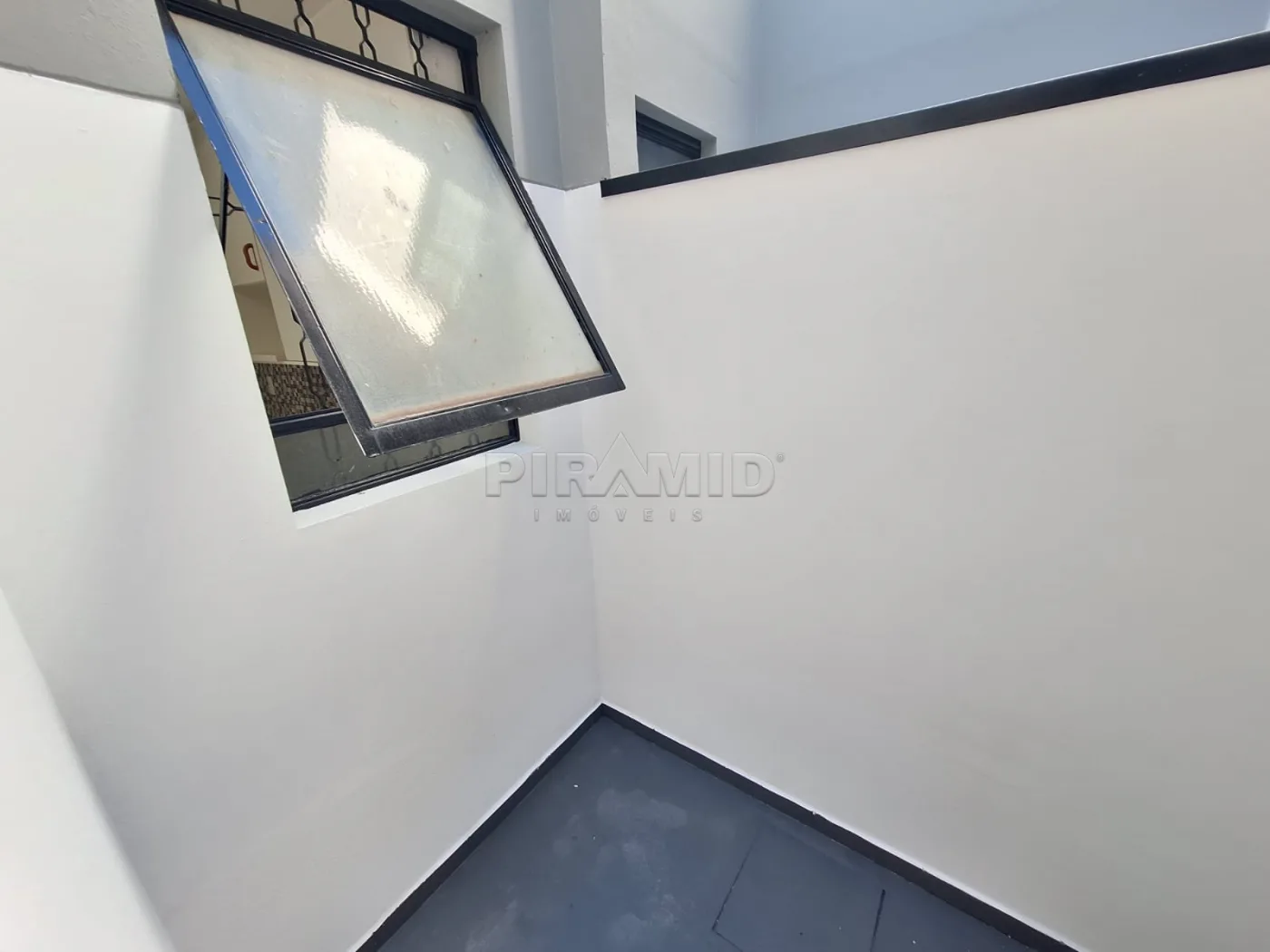 Alugar Apartamento / Padr&atilde;o em Ribeir&atilde;o Preto R$ 1.500,00 - Foto 11