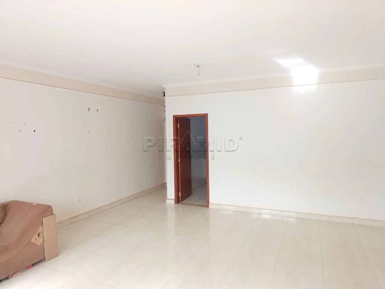 Alugar Apartamento / Padr&atilde;o em Ribeir&atilde;o Preto R$ 2.500,00 - Foto 4