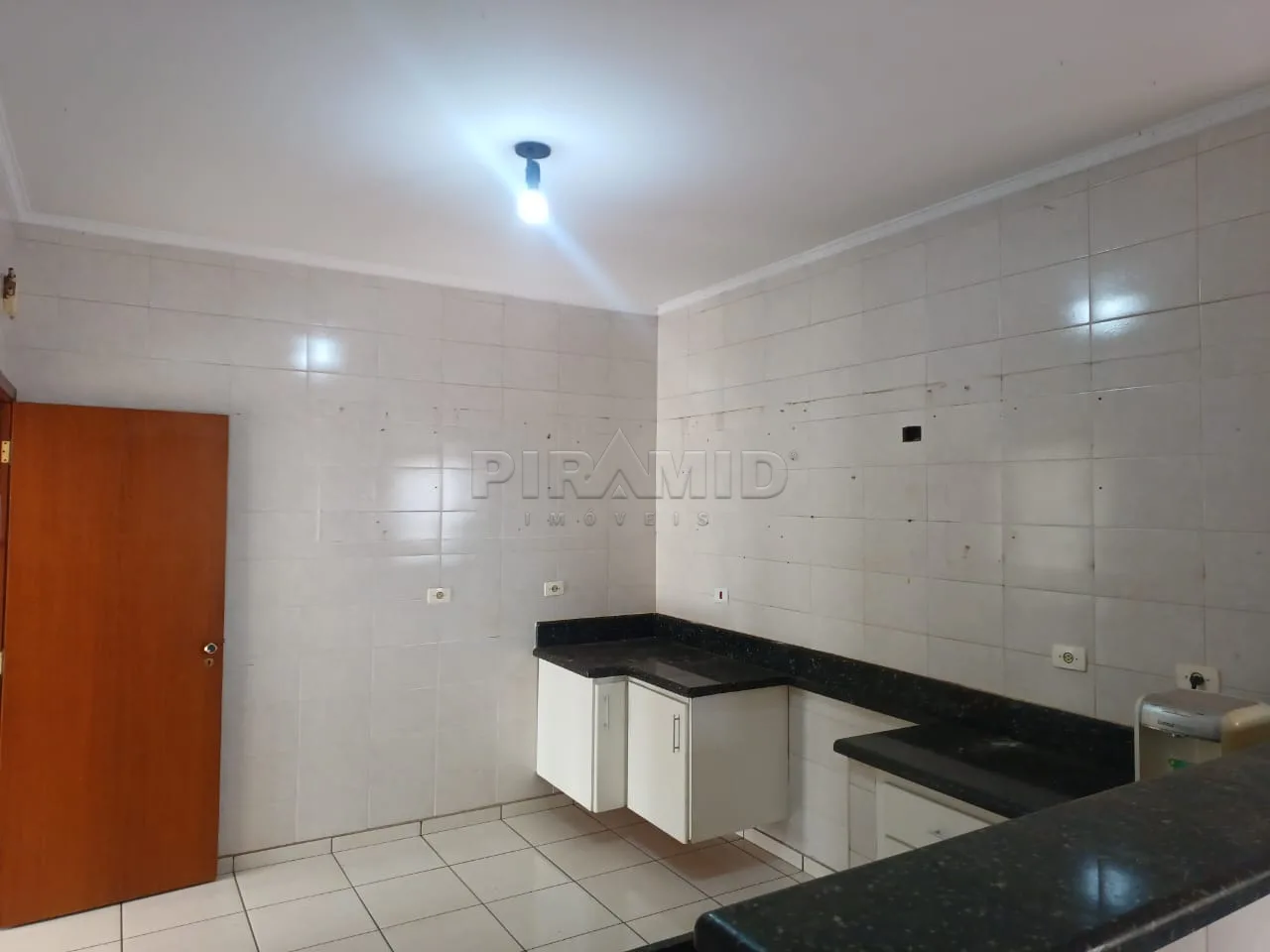 Alugar Apartamento / Padr&atilde;o em Ribeir&atilde;o Preto R$ 2.500,00 - Foto 12