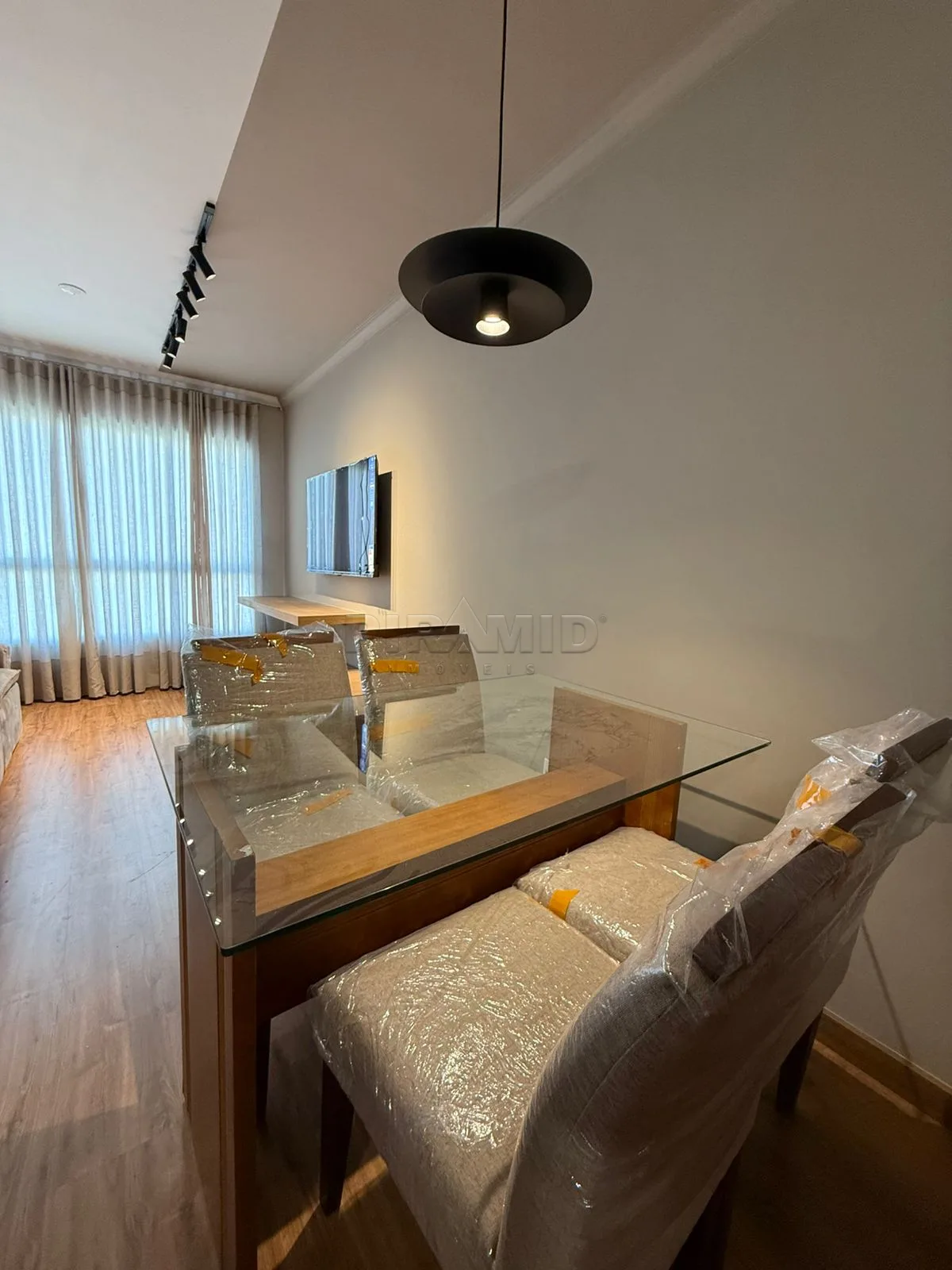 Alugar Apartamento / Padr&atilde;o em Ribeir&atilde;o Preto R$ 2.400,00 - Foto 5