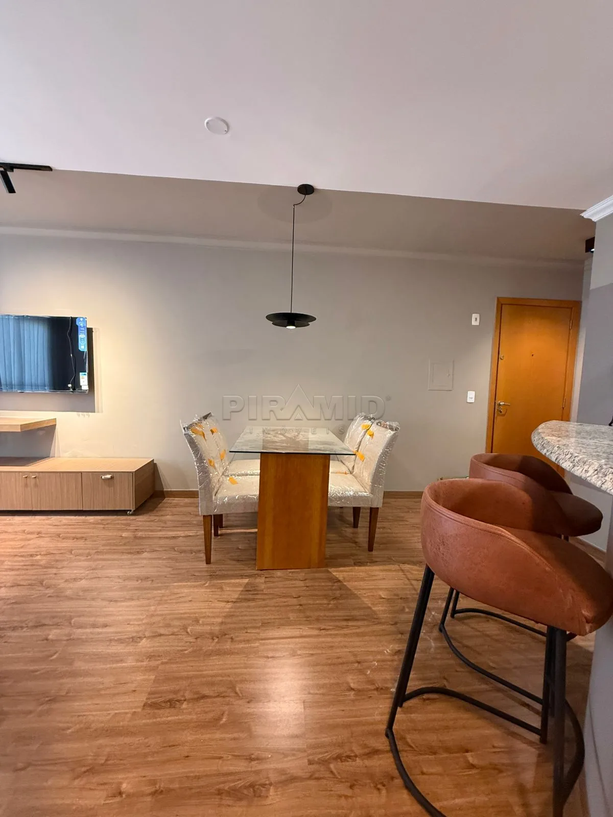 Alugar Apartamento / Padr&atilde;o em Ribeir&atilde;o Preto R$ 2.400,00 - Foto 6