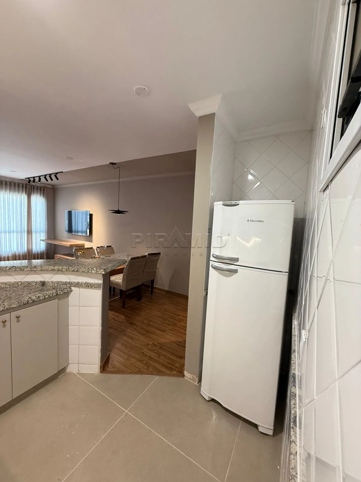 Alugar Apartamento / Padr&atilde;o em Ribeir&atilde;o Preto R$ 2.400,00 - Foto 7
