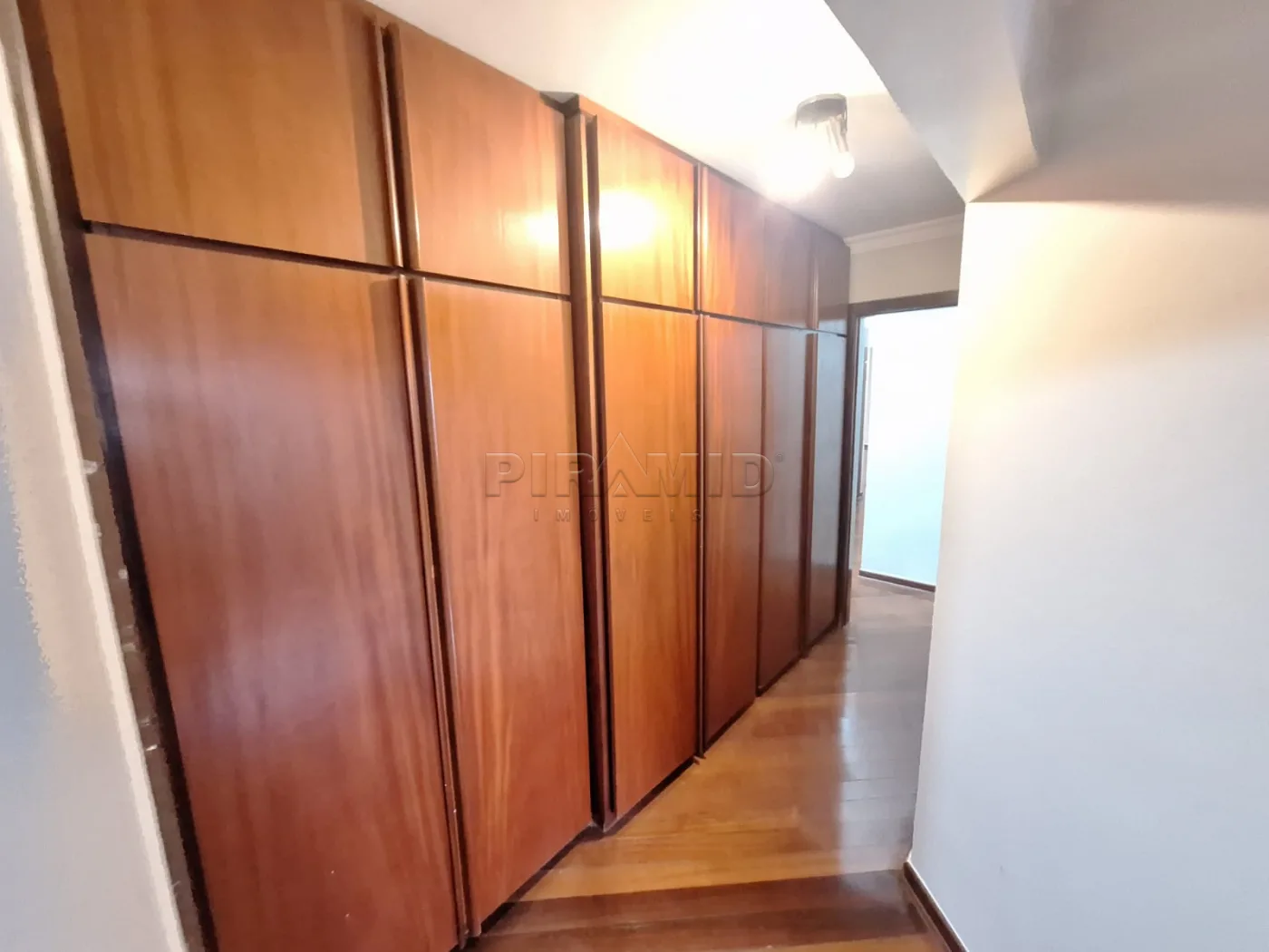 Alugar Apartamento / Padr&atilde;o em Ribeir&atilde;o Preto R$ 3.600,00 - Foto 19