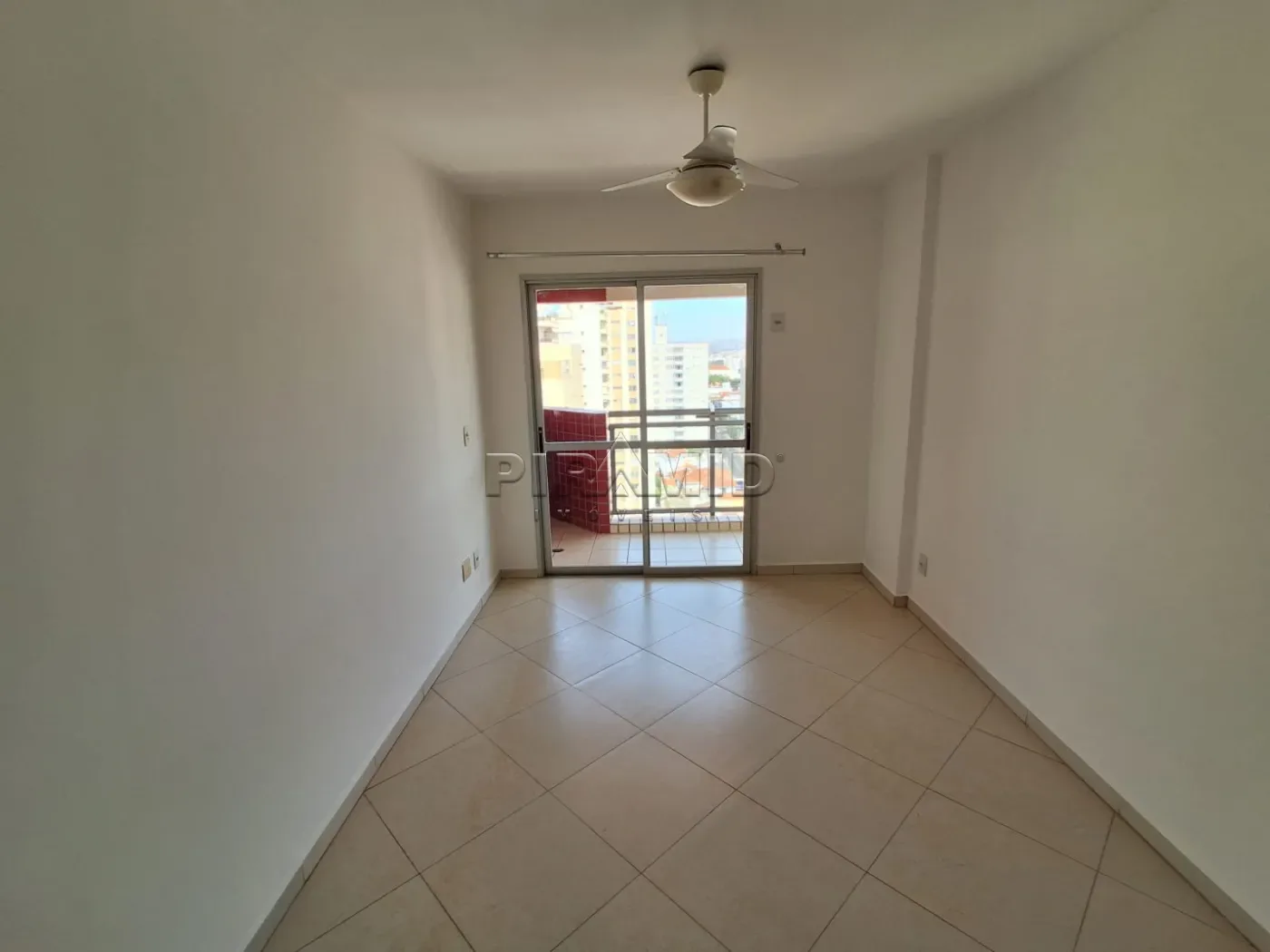Alugar Apartamento / Padr&atilde;o em Ribeir&atilde;o Preto R$ 1.500,00 - Foto 1