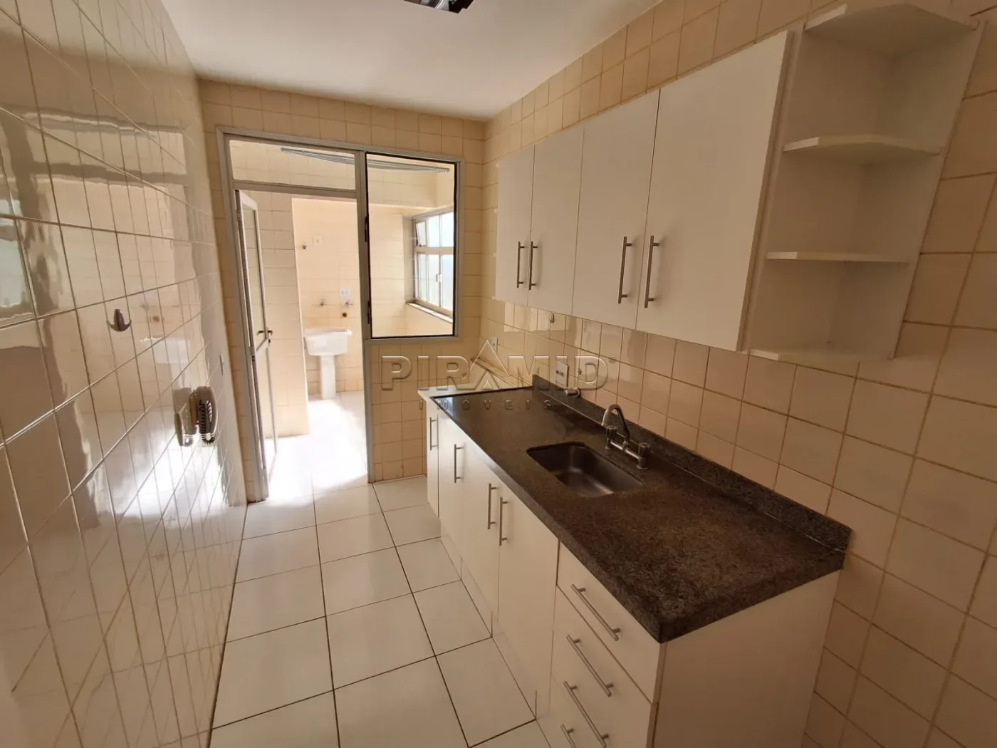 Alugar Apartamento / Padr&atilde;o em Ribeir&atilde;o Preto R$ 1.500,00 - Foto 14