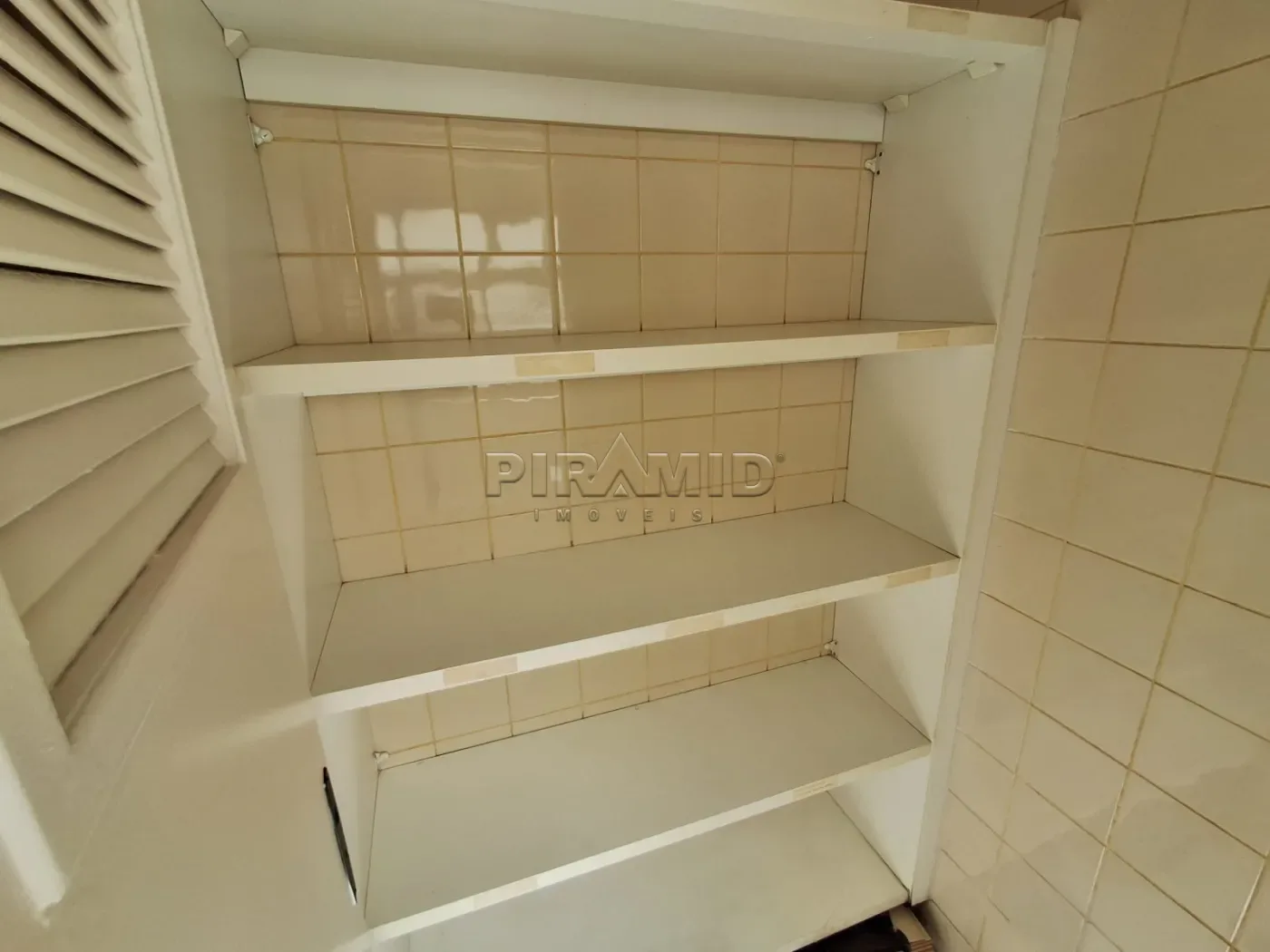 Alugar Apartamento / Padr&atilde;o em Ribeir&atilde;o Preto R$ 1.500,00 - Foto 16