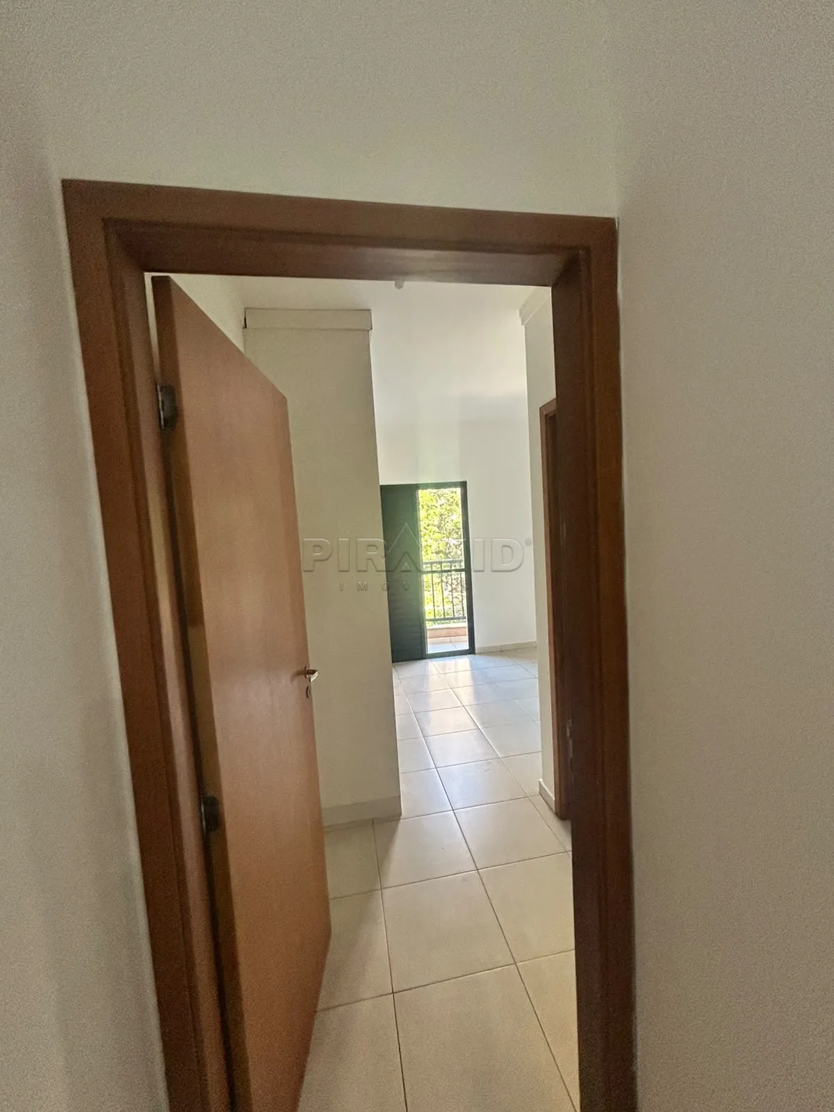 Alugar Apartamento / Padr&atilde;o em Ribeir&atilde;o Preto R$ 1.000,00 - Foto 6