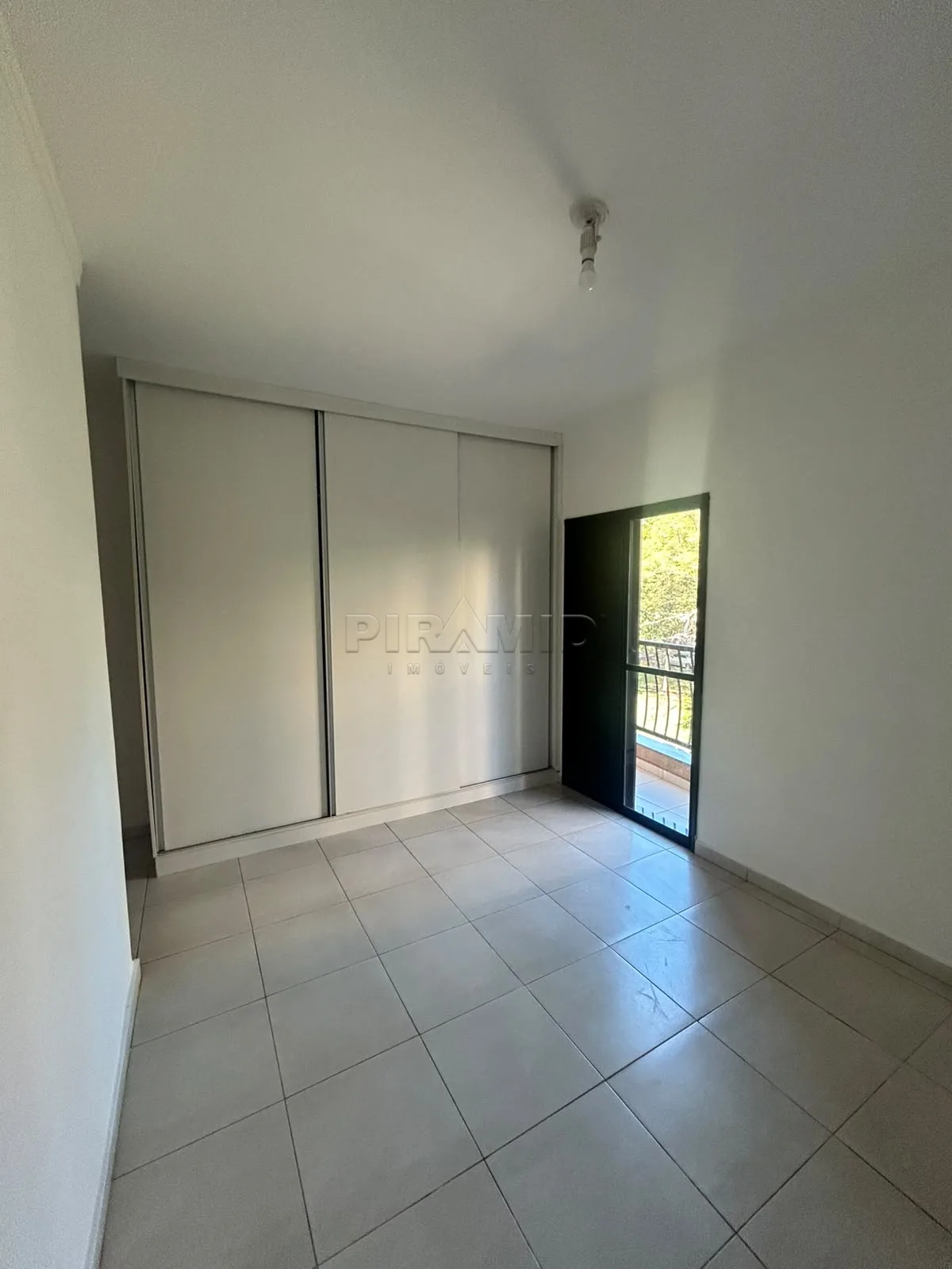 Alugar Apartamento / Padr&atilde;o em Ribeir&atilde;o Preto R$ 1.000,00 - Foto 8