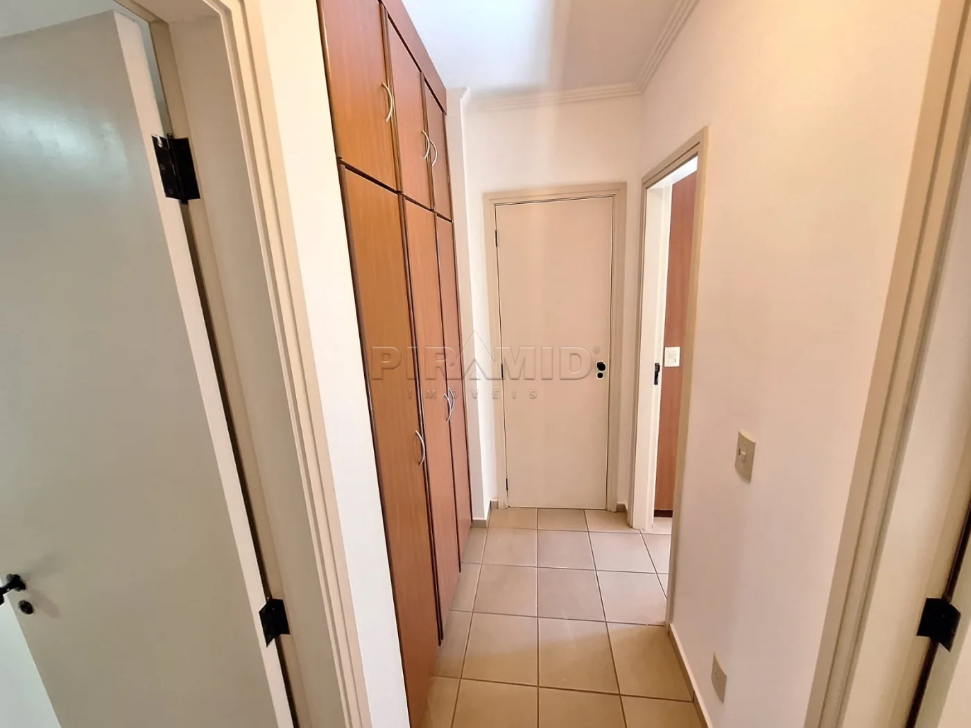 Alugar Apartamento / Padr&atilde;o em Ribeir&atilde;o Preto R$ 2.500,00 - Foto 6