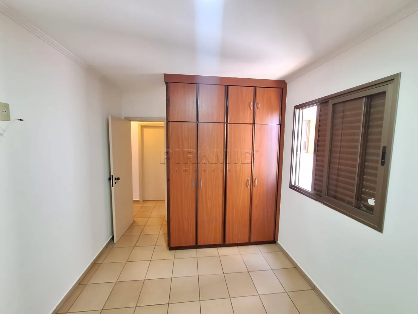 Alugar Apartamento / Padr&atilde;o em Ribeir&atilde;o Preto R$ 2.500,00 - Foto 12