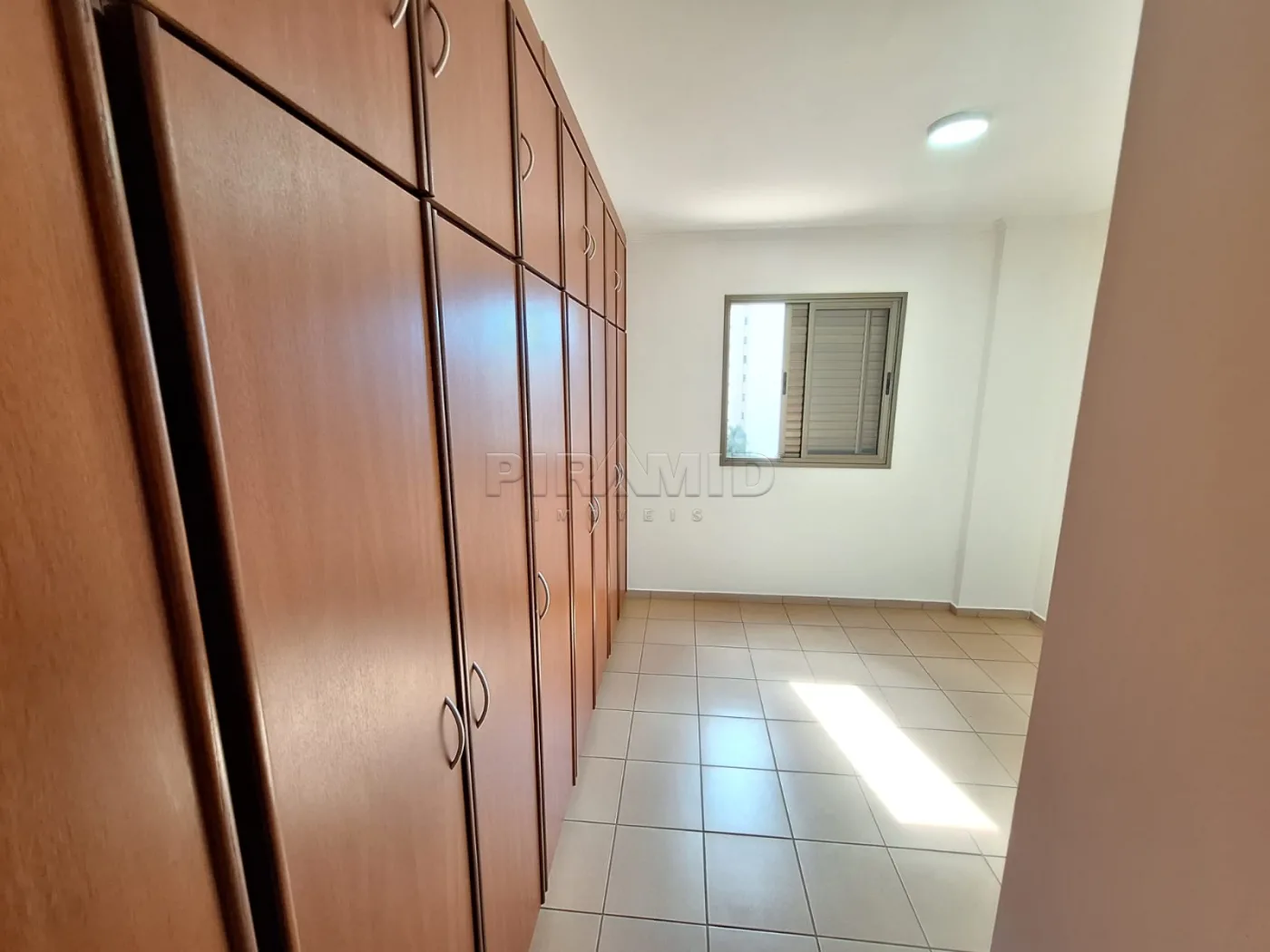 Alugar Apartamento / Padr&atilde;o em Ribeir&atilde;o Preto R$ 2.500,00 - Foto 13