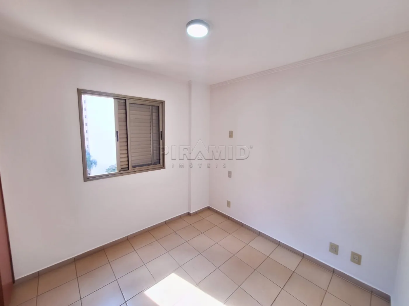 Alugar Apartamento / Padr&atilde;o em Ribeir&atilde;o Preto R$ 2.500,00 - Foto 14