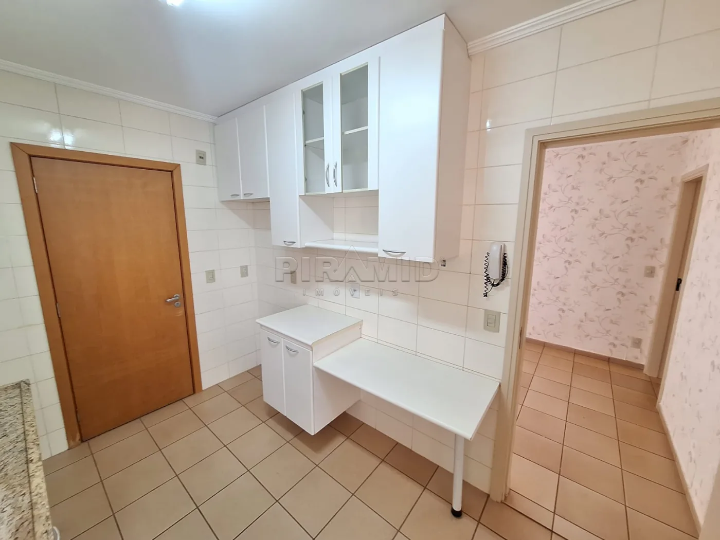 Alugar Apartamento / Padr&atilde;o em Ribeir&atilde;o Preto R$ 2.500,00 - Foto 18