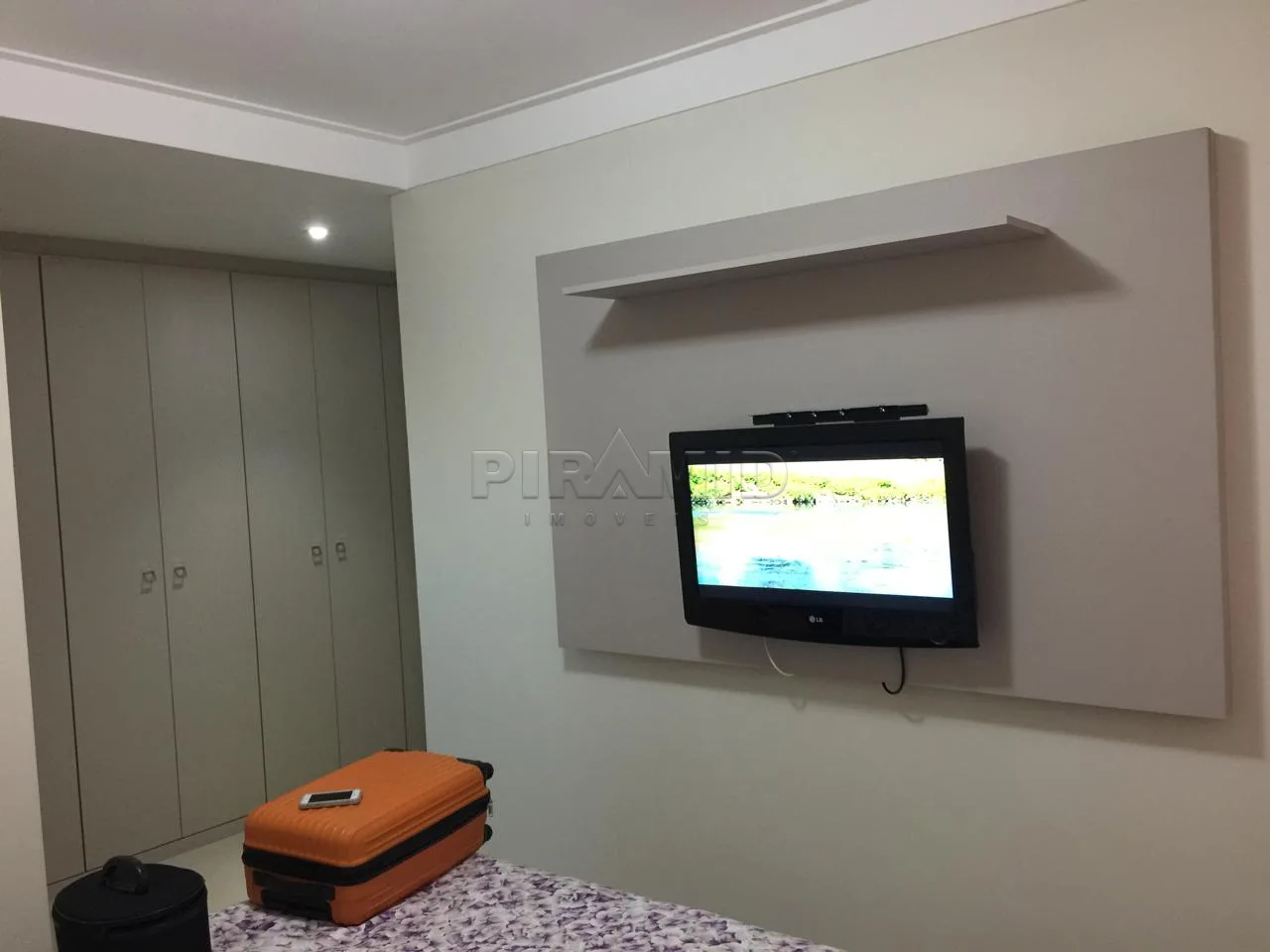 Alugar Apartamento / Padr&atilde;o em Ribeir&atilde;o Preto R$ 4.700,00 - Foto 10