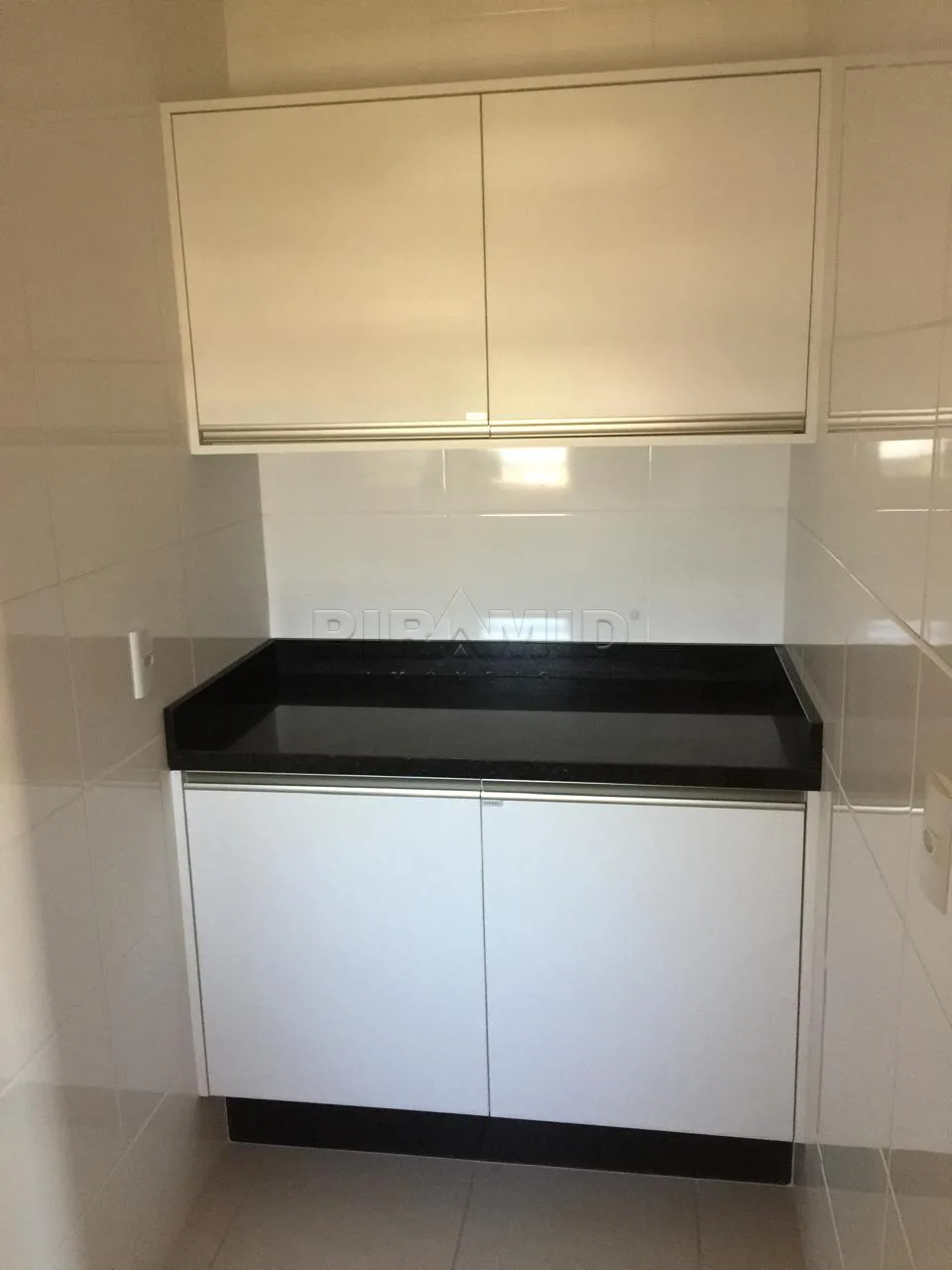 Alugar Apartamento / Padr&atilde;o em Ribeir&atilde;o Preto R$ 4.700,00 - Foto 15