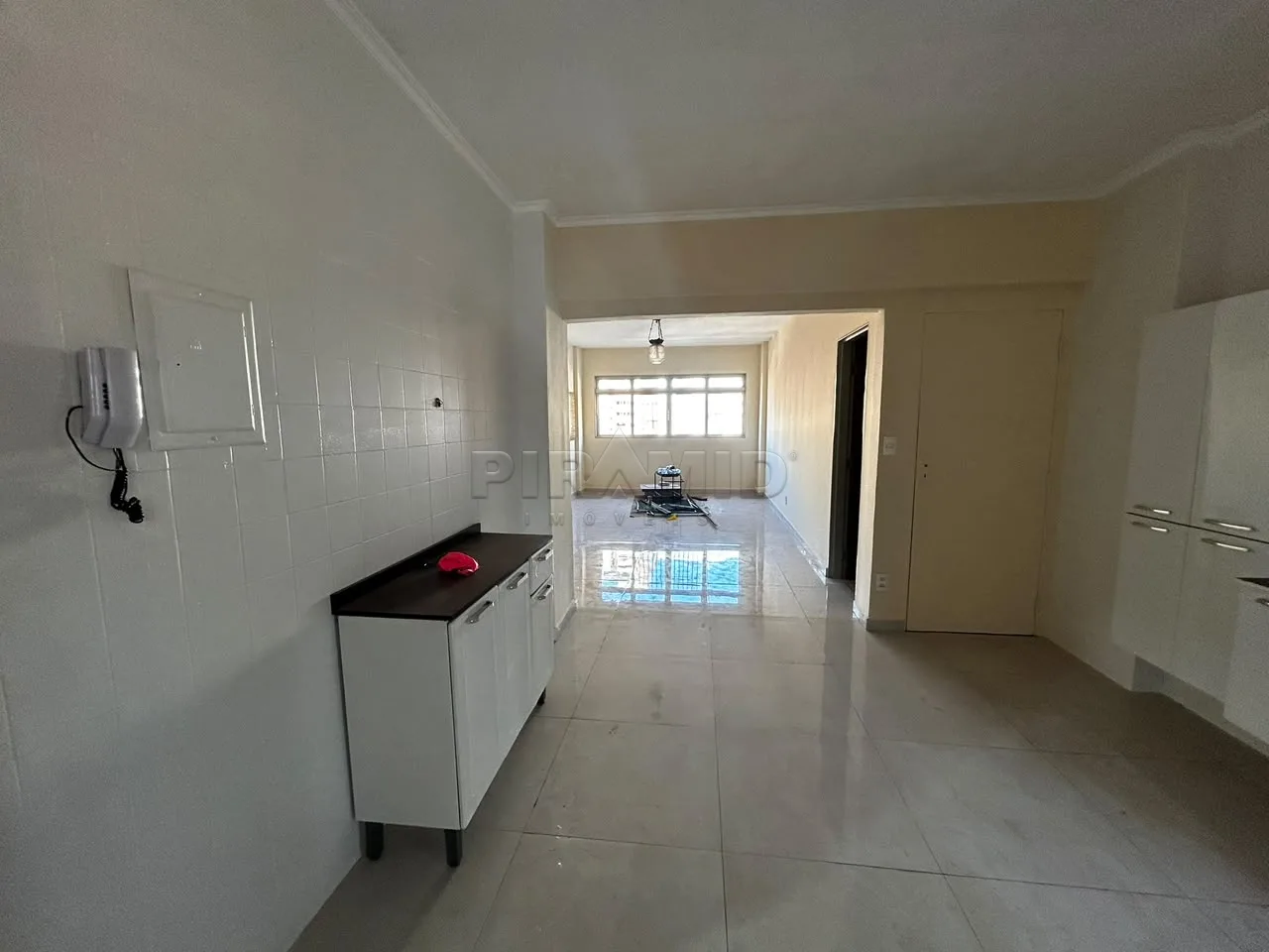Alugar Apartamento / Padr&atilde;o em Ribeir&atilde;o Preto R$ 1.700,00 - Foto 12
